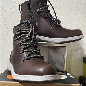 Bogs Women's Dark Brown Lace-Up Boots